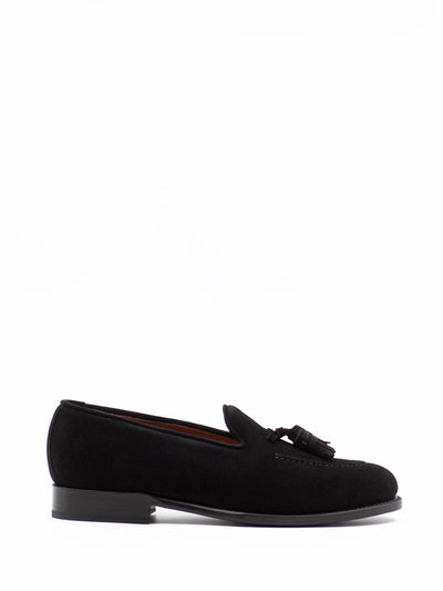 Black tassel loafer in suede