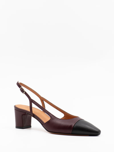Two-tone slingback sandals in burgundy