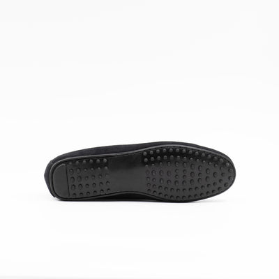 Rubber sole with pebbles