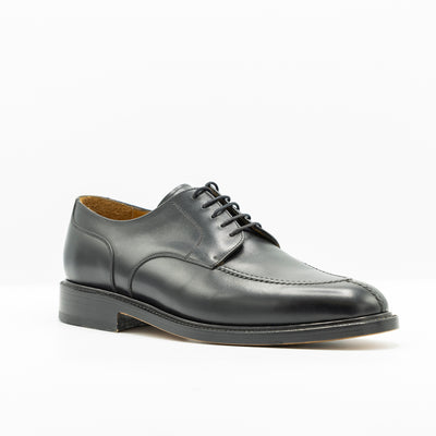 THE DERBY IN BLACK LEATHER