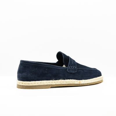 Men's espadrilles in blue suede set on classic rope soles with rubber outsole. 