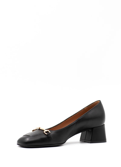Horsebit Pumps in Black Leather