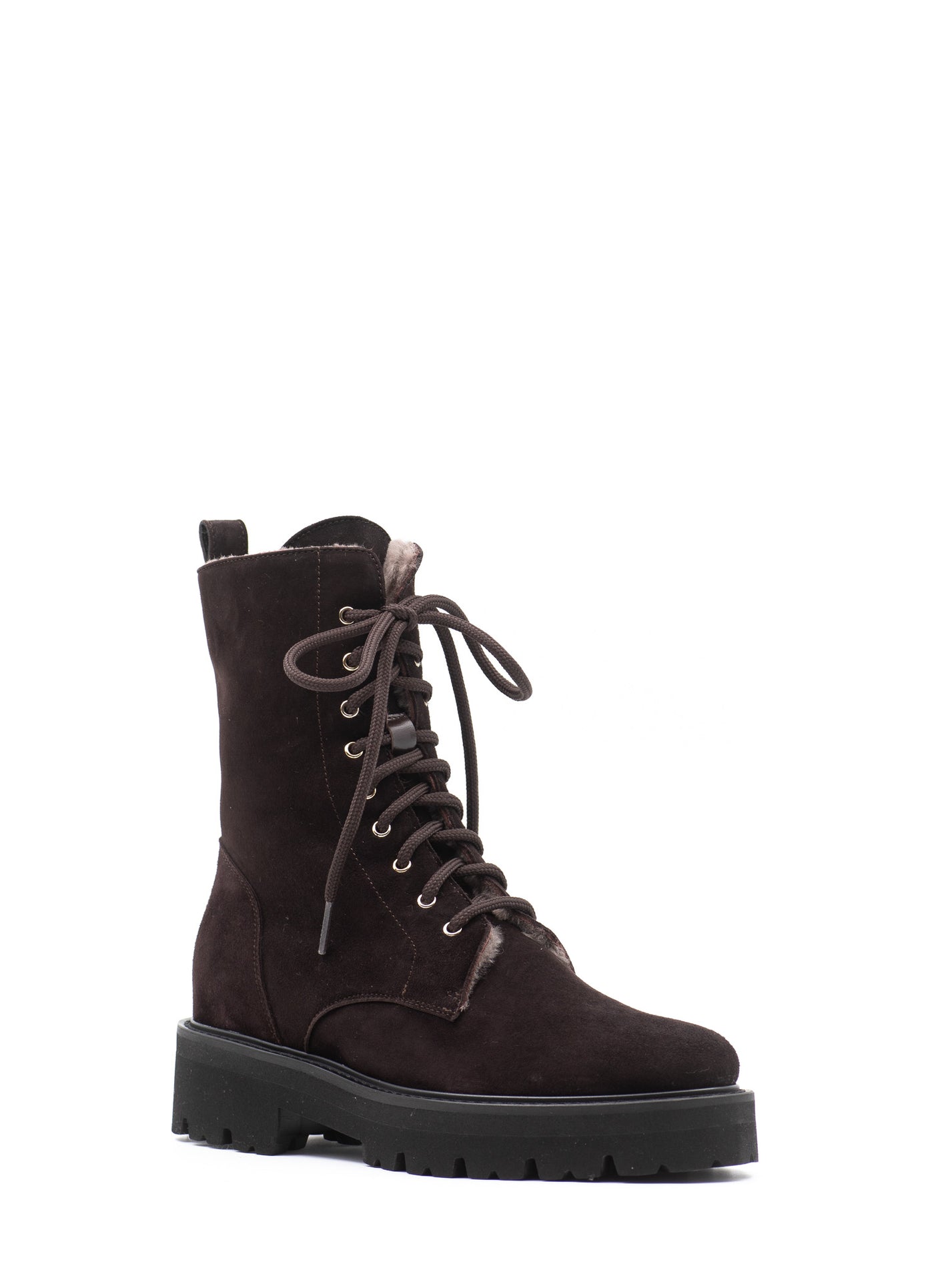 Fur lined boots in brown suede leather