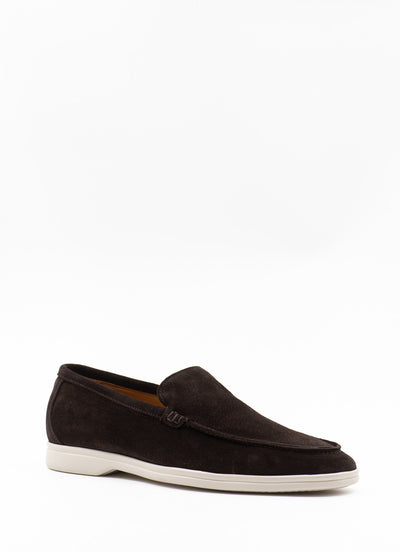 Summer loafers in brown suede