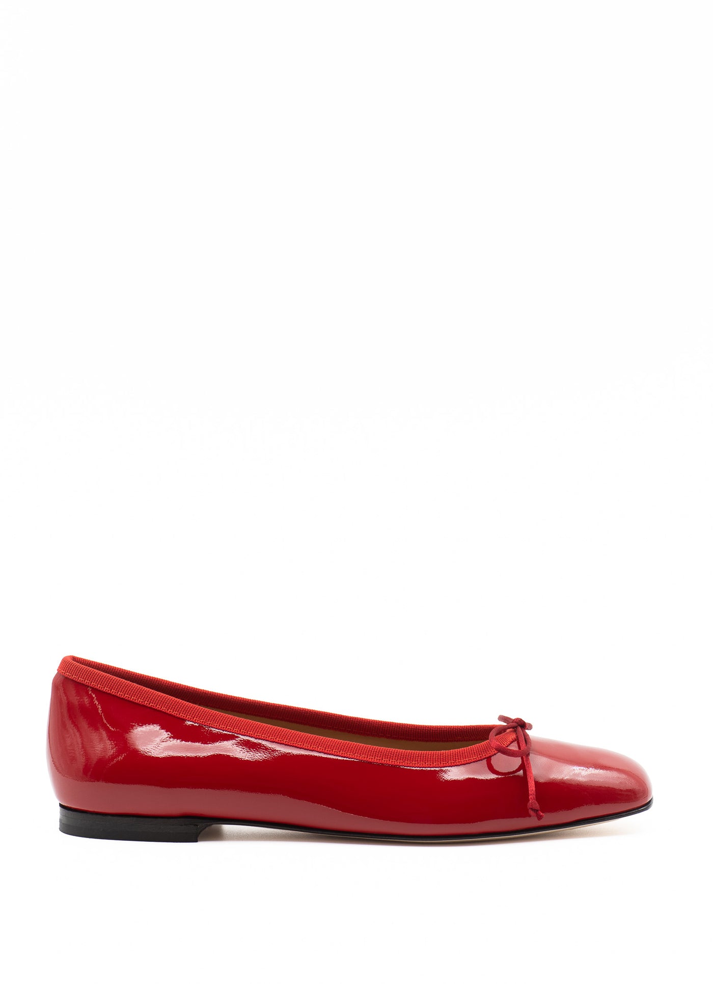 Square-toe ballet flats in red patent