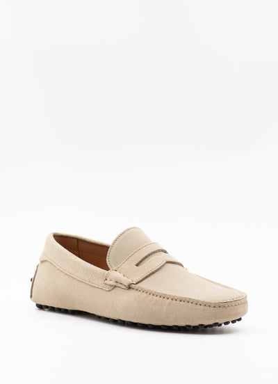 Driving shoe in sand suede