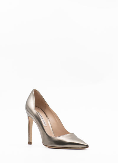 Metallic leather pumps