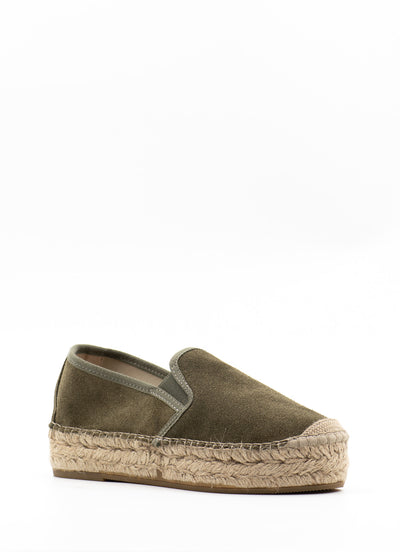 Espadrilles in green suede
