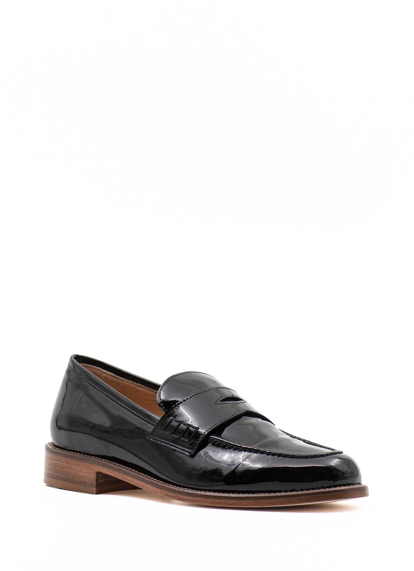 Black patent penny loafer with contrasting sole