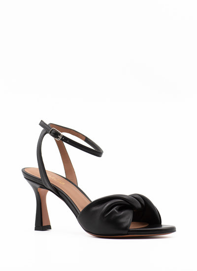 Mini Knot in black leather