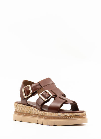 Flatform sandals in brown