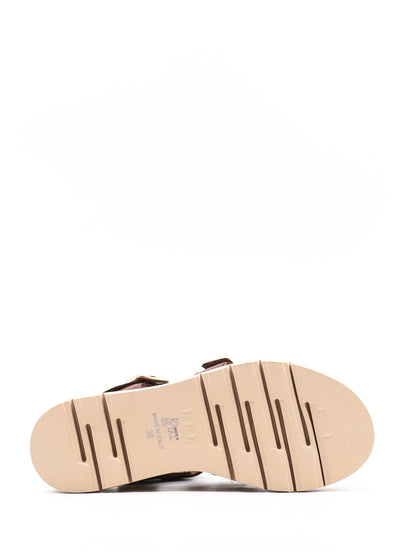 Flatform sandals in brown
