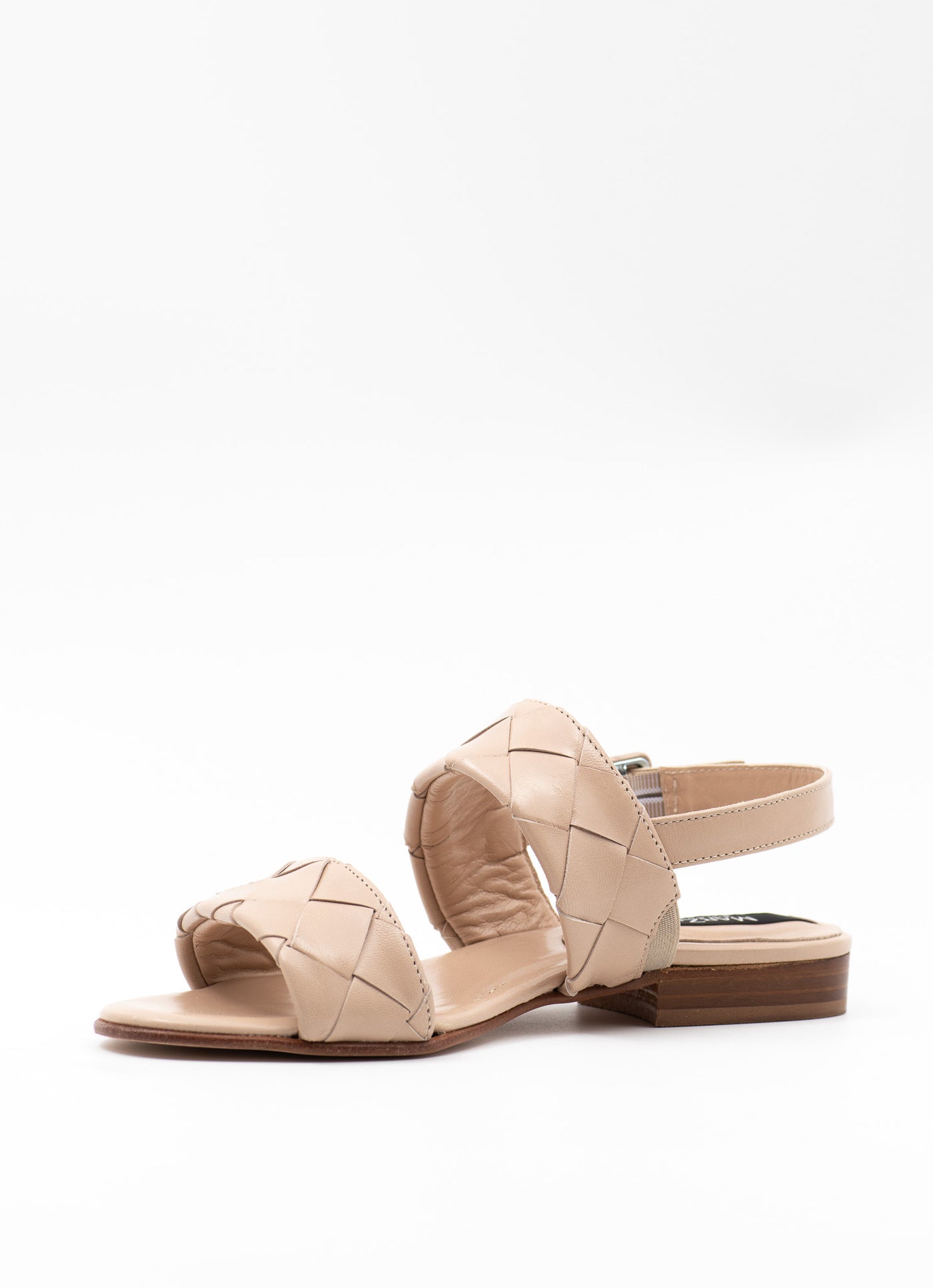 Woven leather sandals in beige