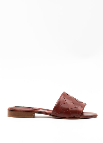 Woven leather slides in burgundy