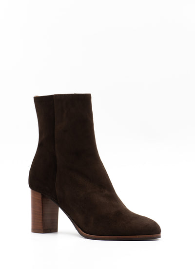 Ankle boot in brown suede 