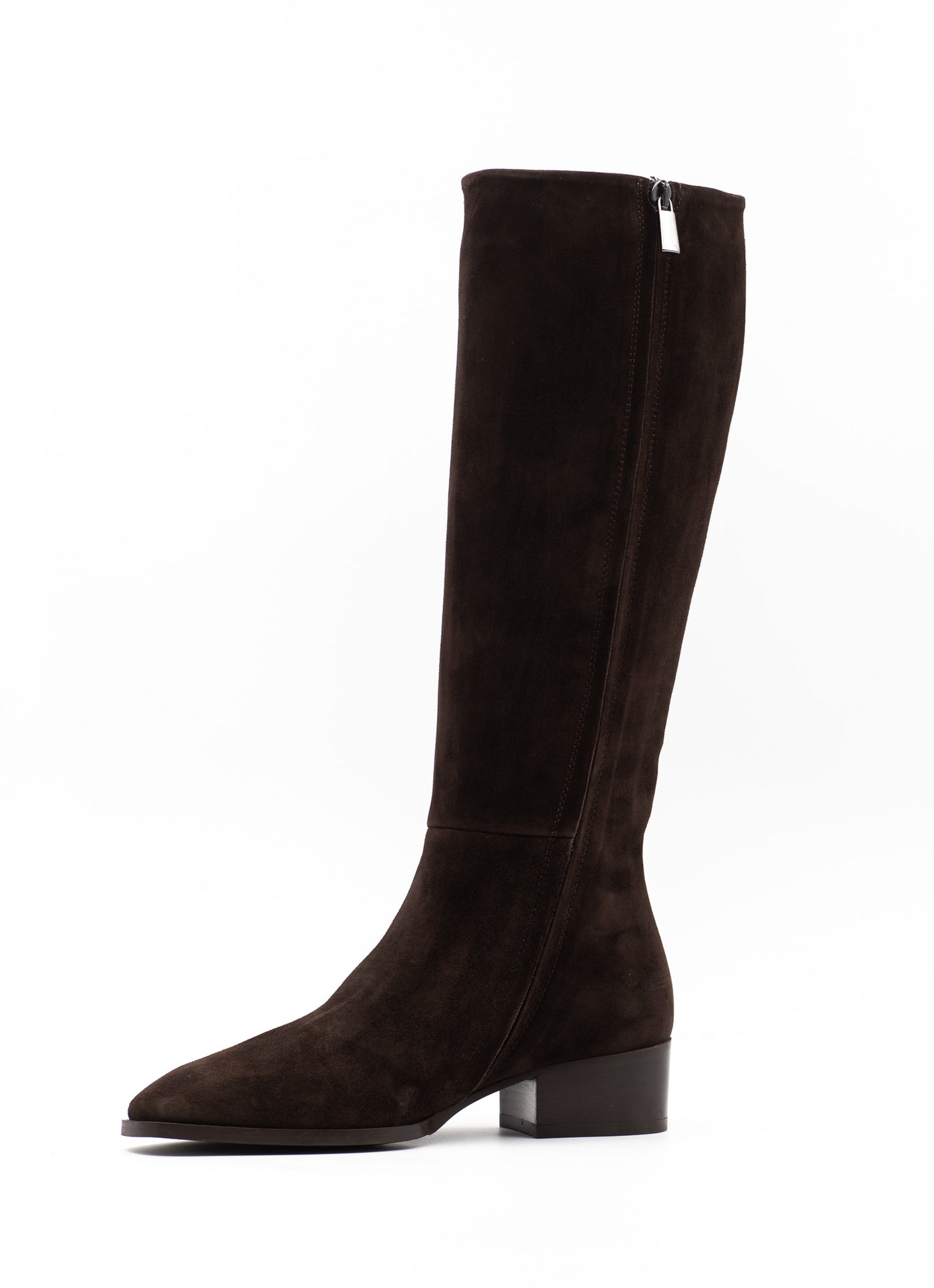 Suede boots in brown with elastic tab