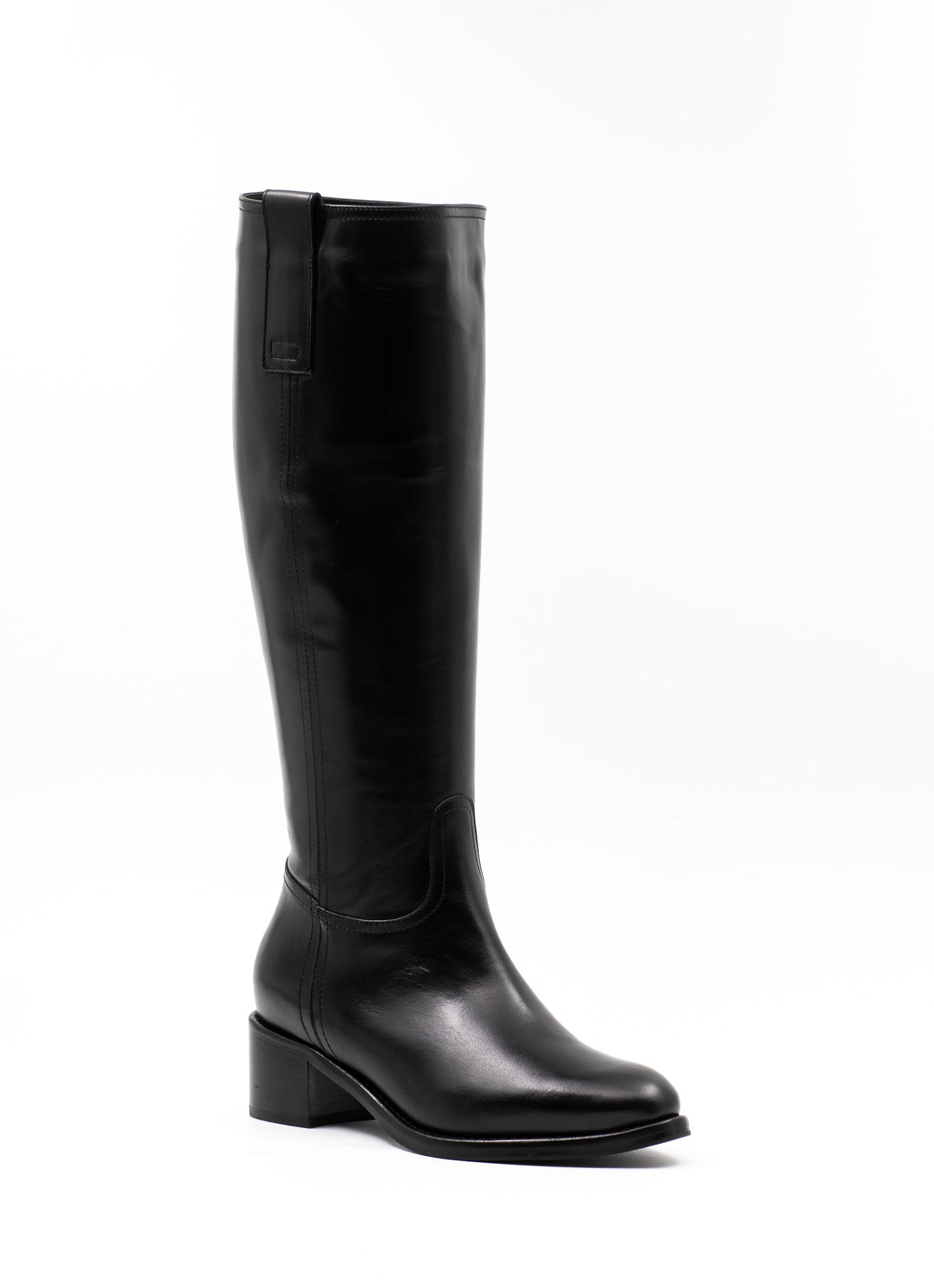 Black boots in leather 