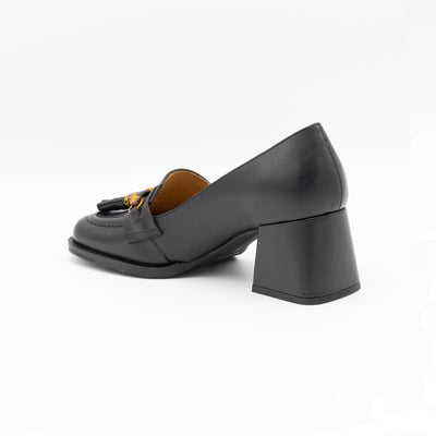 Loafer pumps set on a slanted block heel