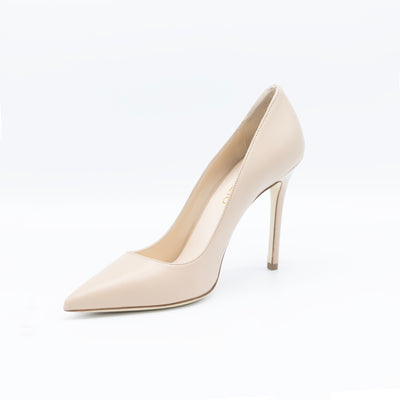High heel pointy toe pumps in nude leather