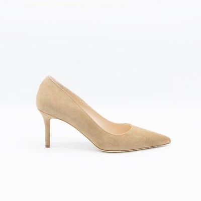 Beige suede leather pumps