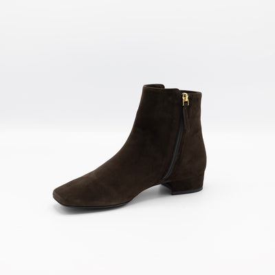 Women's ankle boot in brown suede leather with square shaped toe and zipper