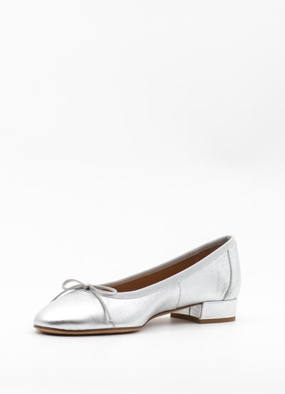 Heeled Scala in Silver Leather