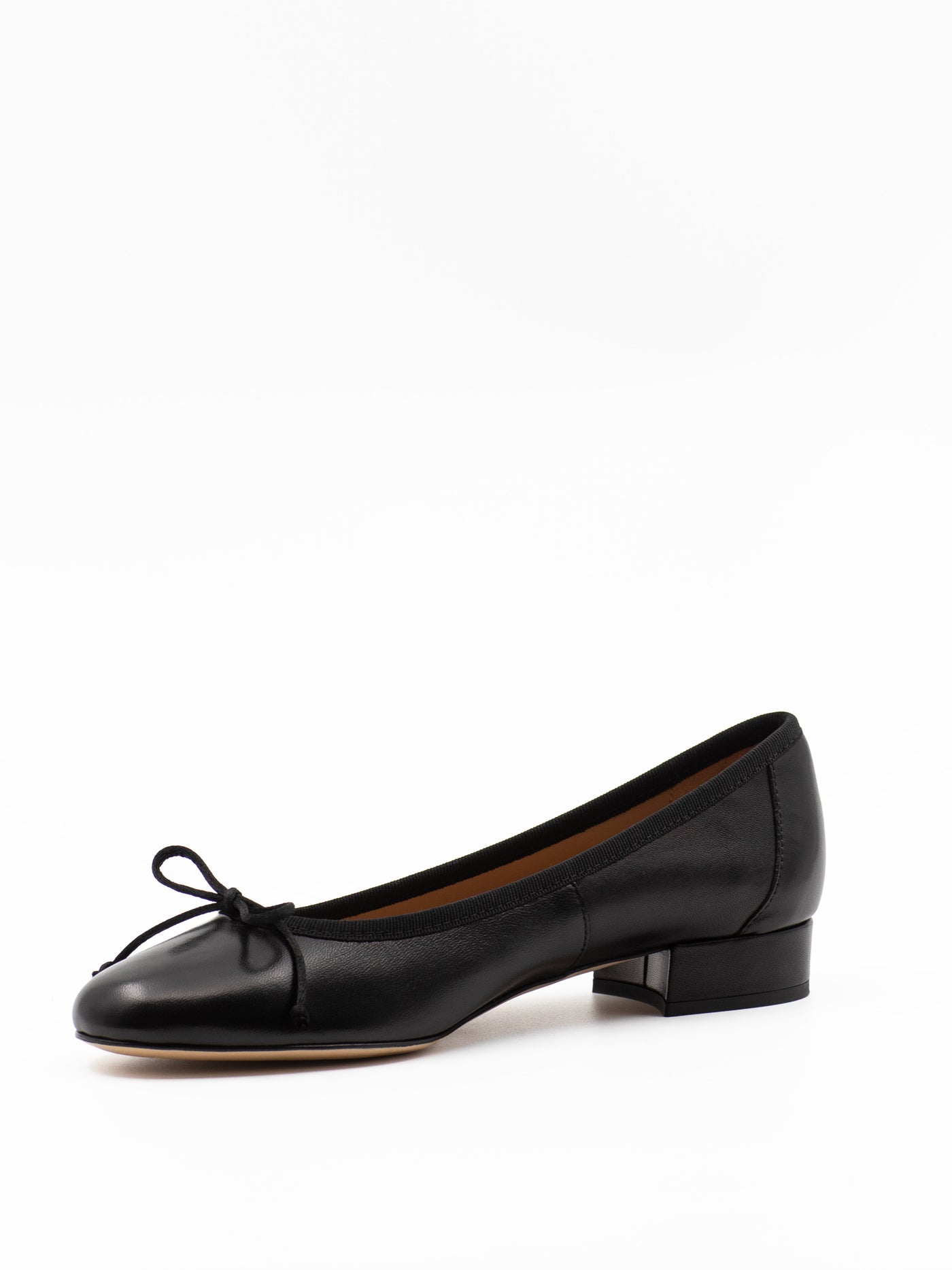 Heeled Scala in black leather