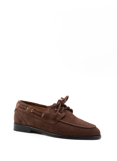 Boat shoes in brown suede