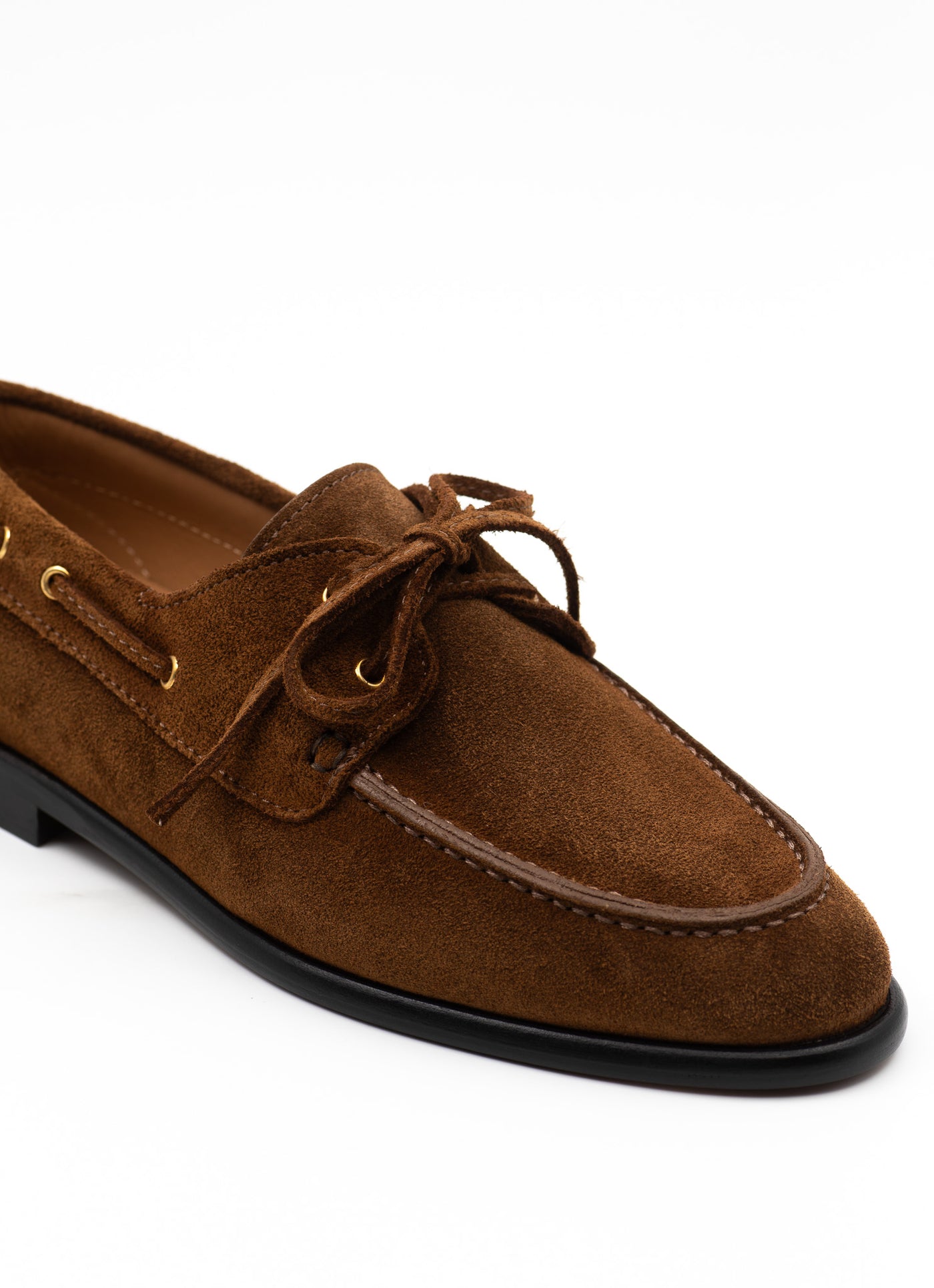 Boat shoes in brown suede
