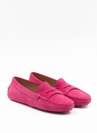 Driving Shoe in fuschia suede