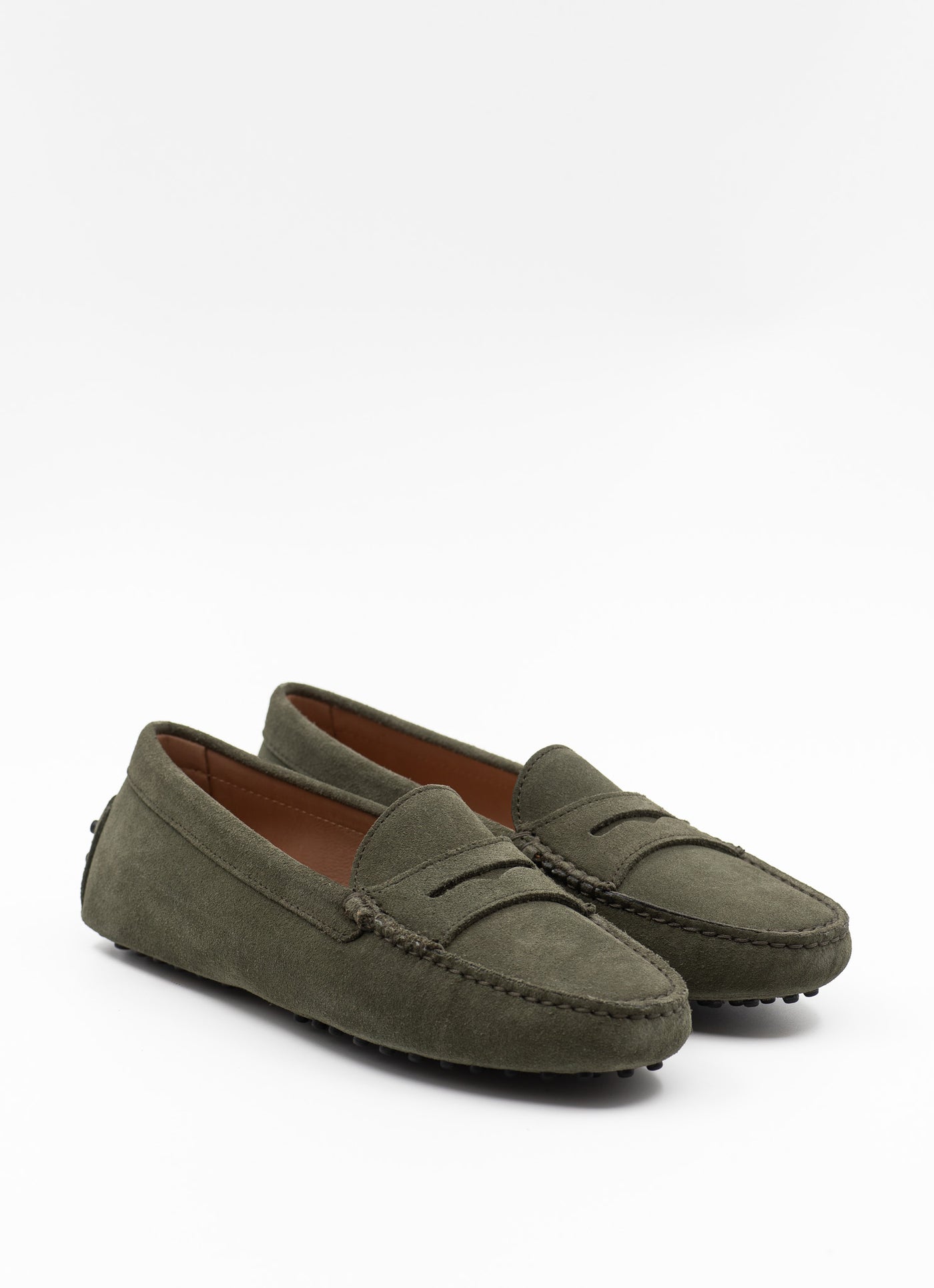 Driving shoe in olive suede