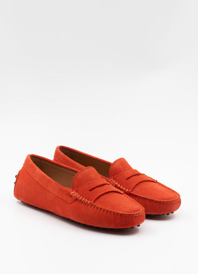 Driving shoe in scarlet suede