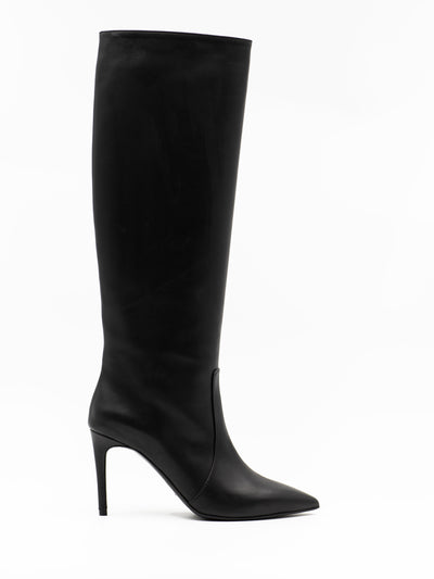 Point toe stiletto boot