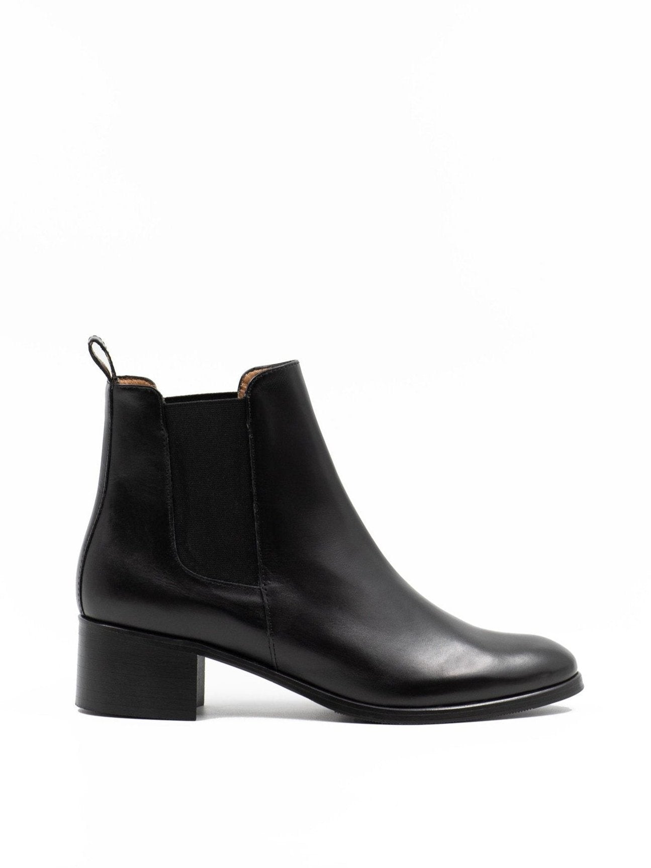 Women's black leather chelsea boots