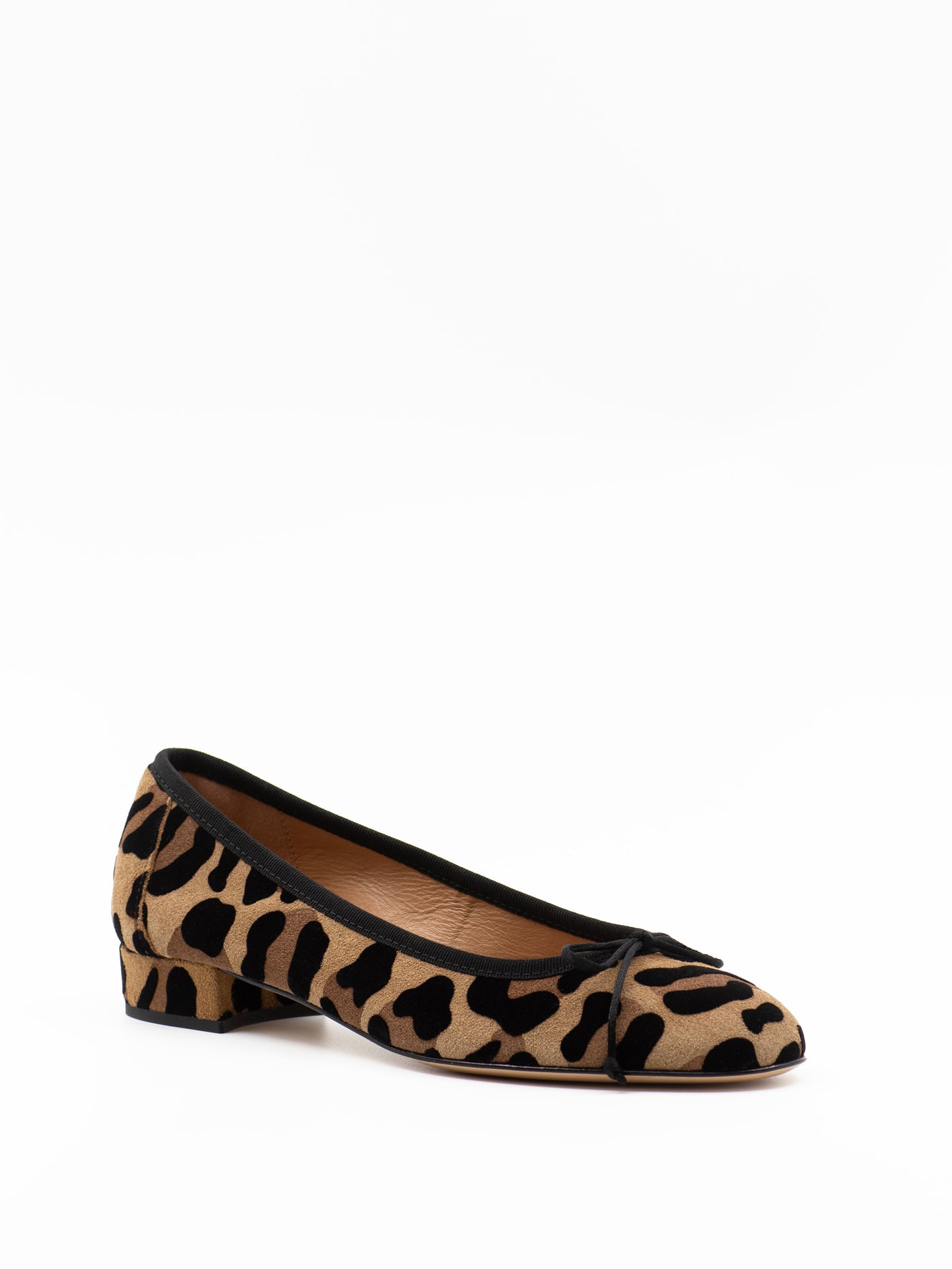 Heeled Scala in leopard printed suede leather