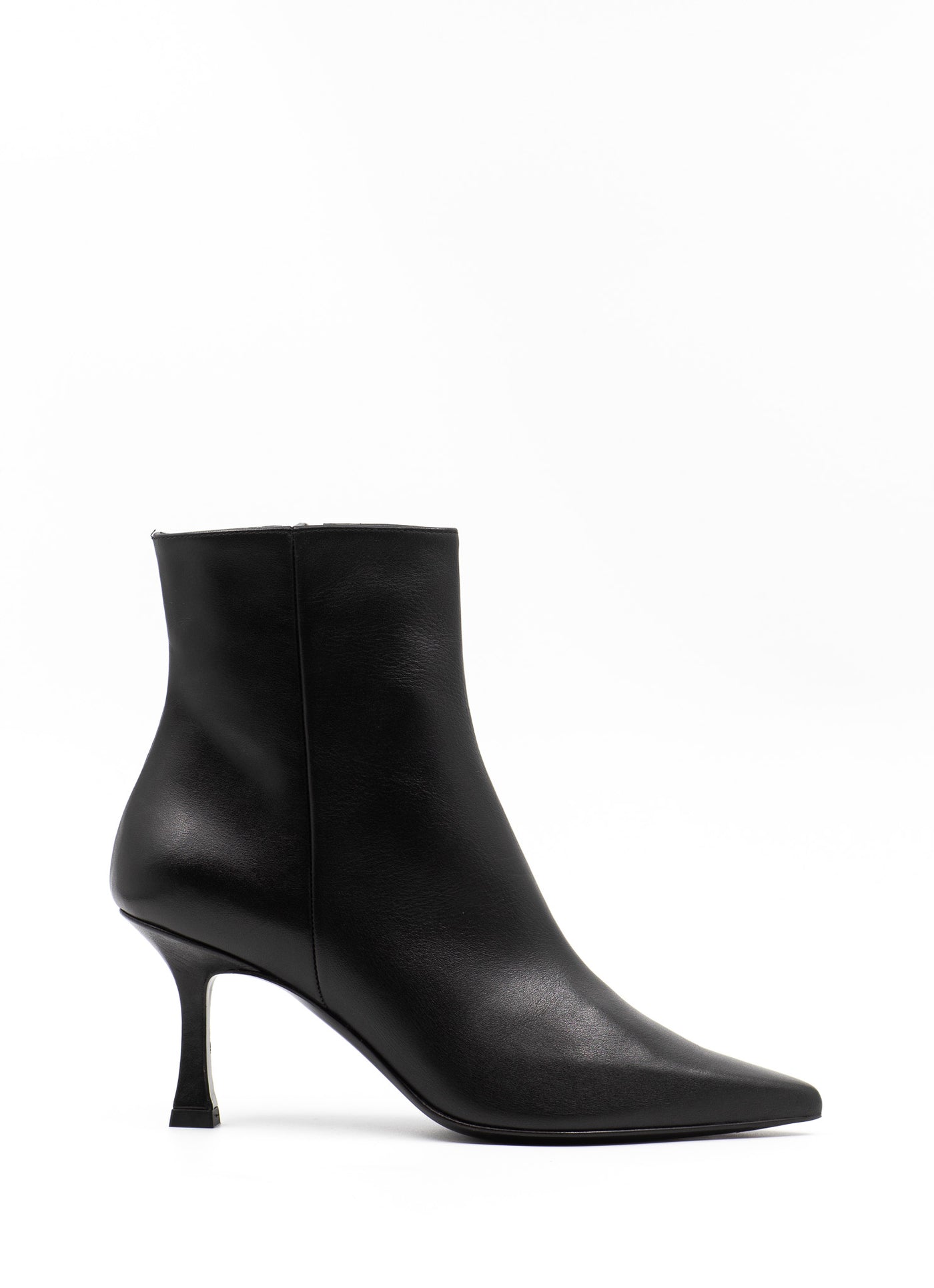 Heeld Ankle Boots in Black Leather