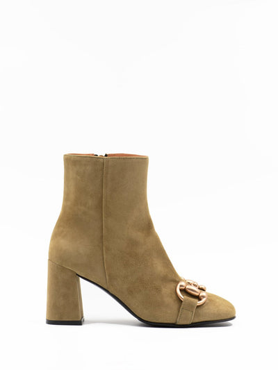 Ankle boot in green suede