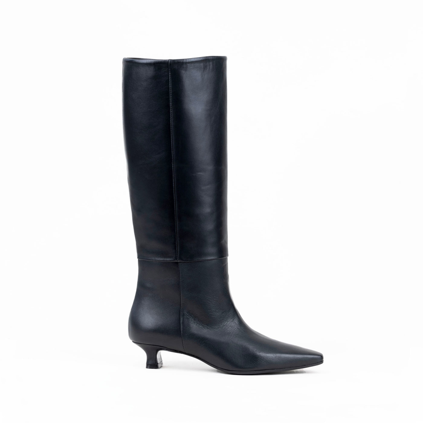 Minimalistic black leather boots with elongated square shaped toe