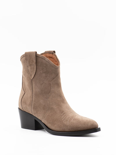 Nevada short Cowboy boots in taupe