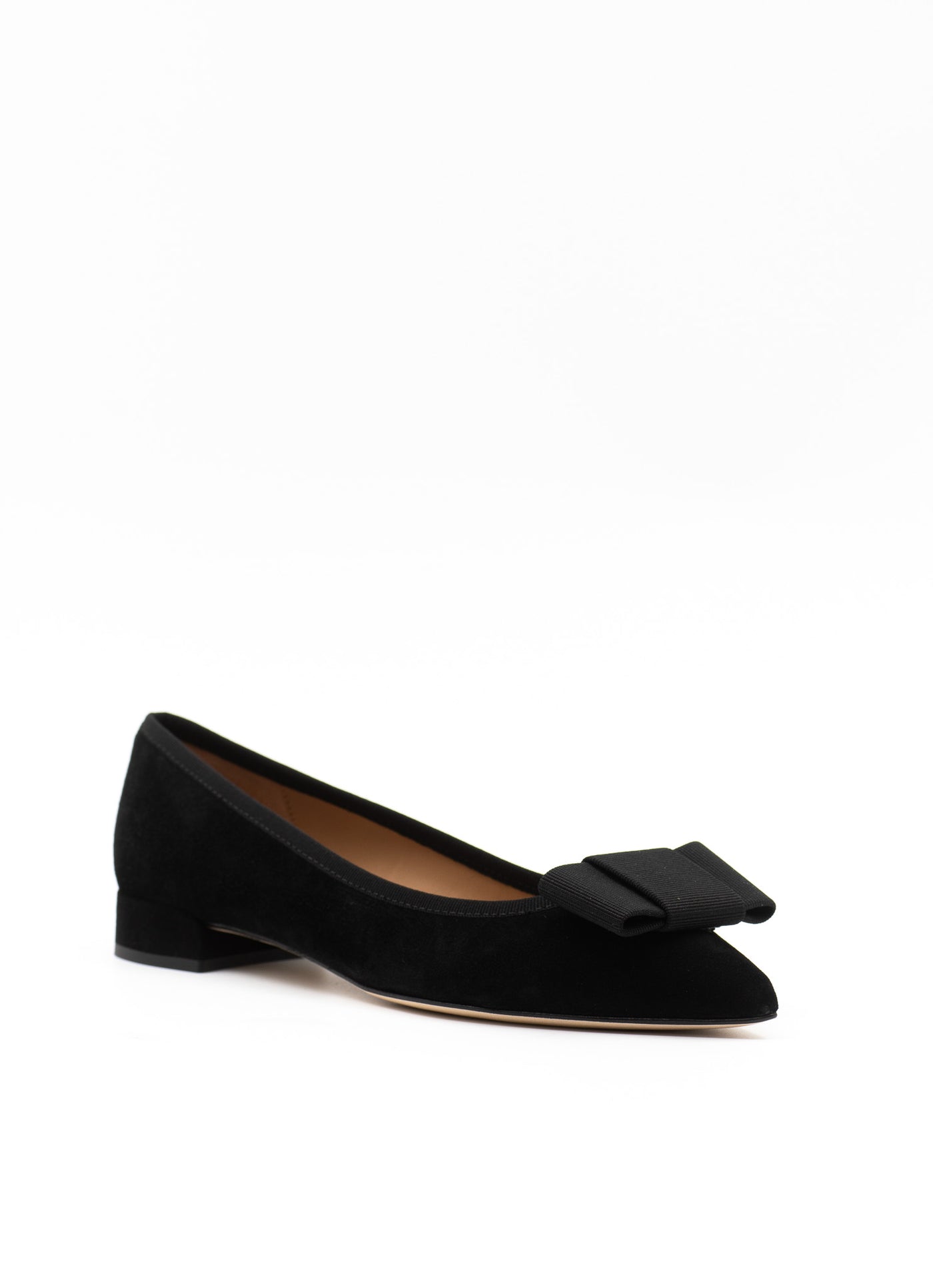 Point-toe ballet flat in black suede