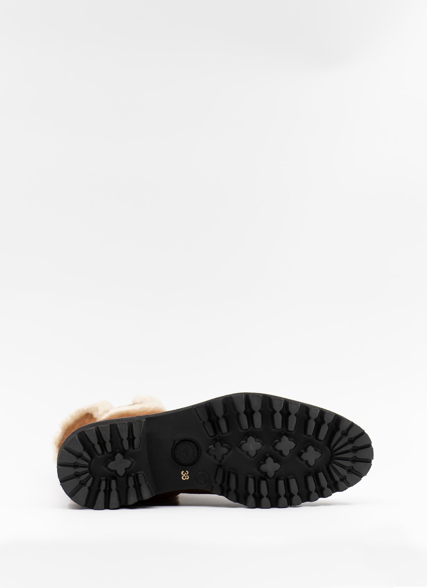 Rubber lug sole