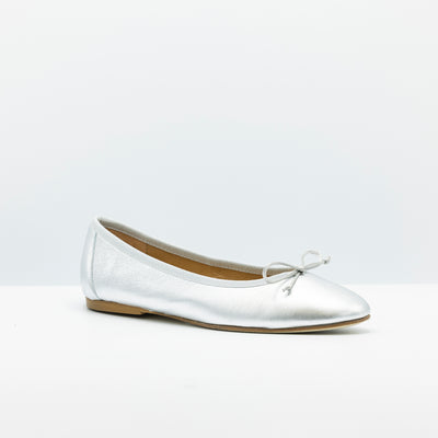 ballet flats in silver leather