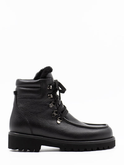 Women's chukka boots