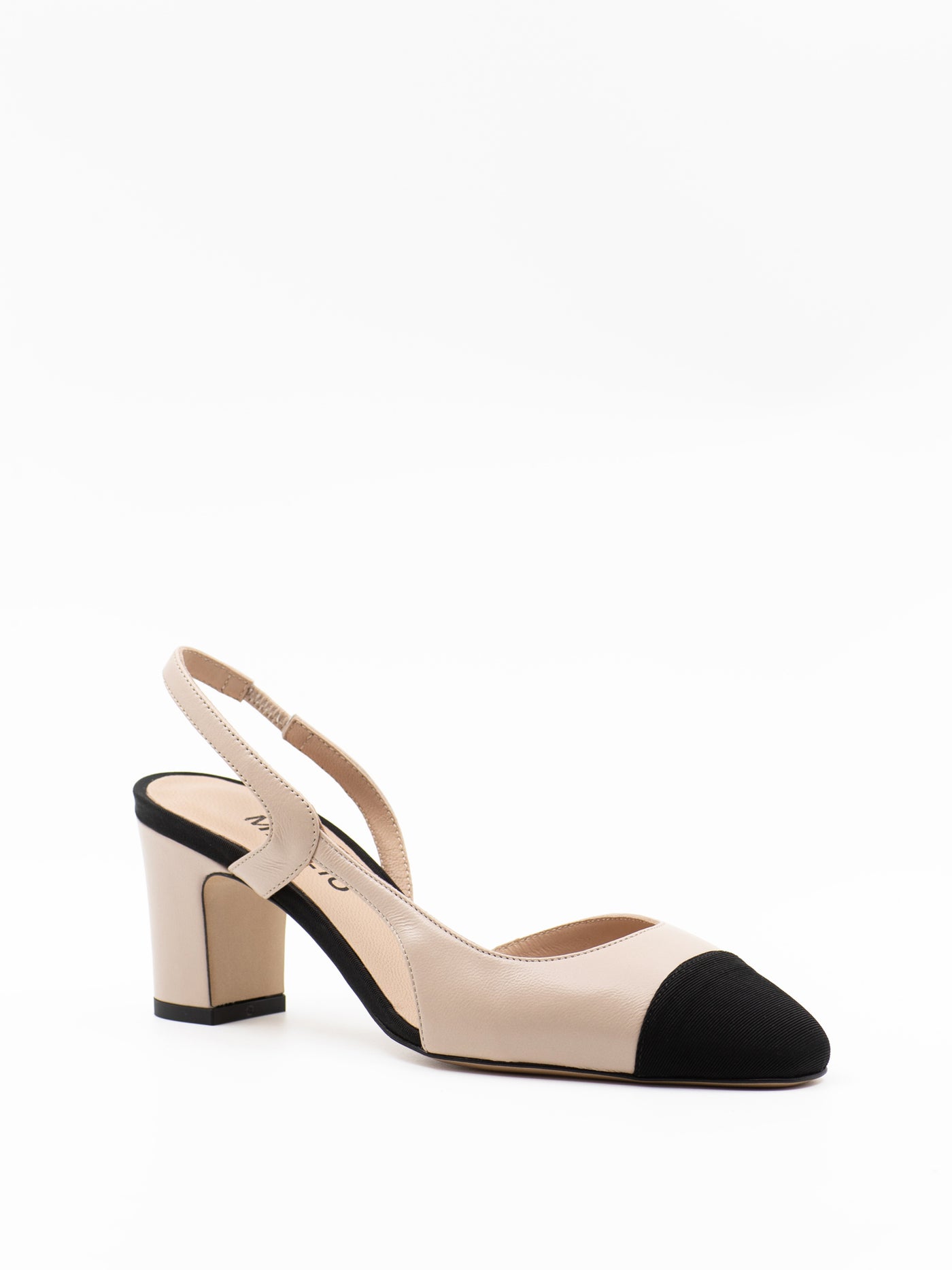 Beige slingbacks with grosgrain toe