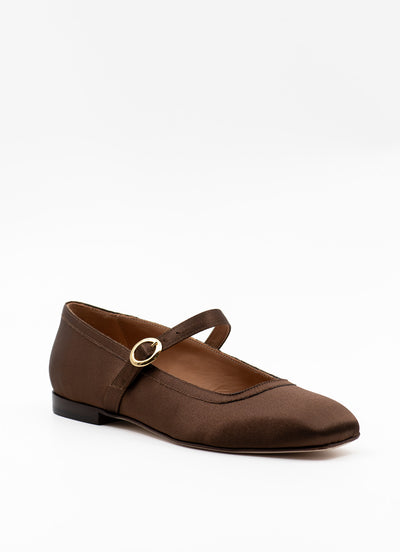 Square-toe Mary Jane in brown satin