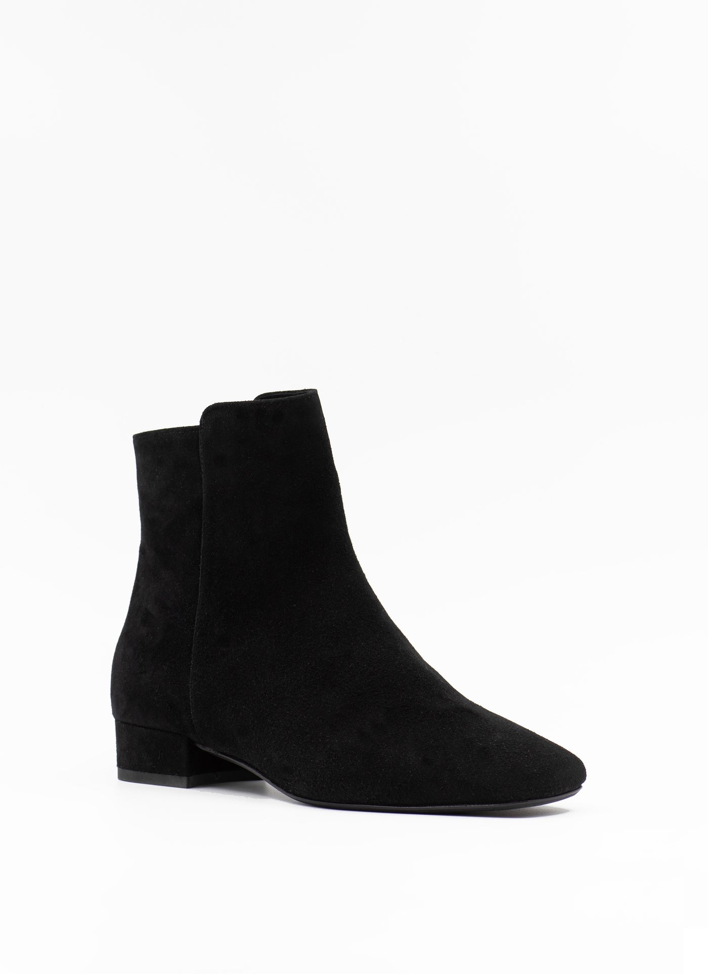 Ankle boots in black suede with square toes