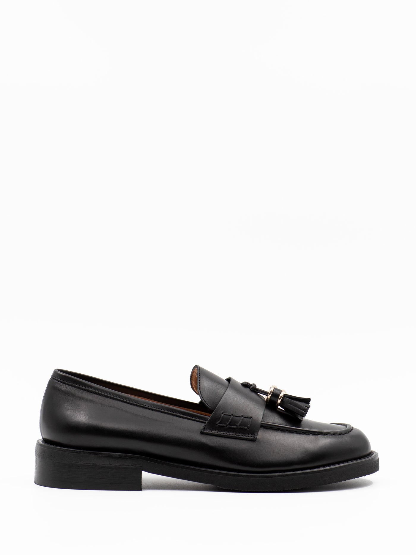 Tassel loafers in black calfskin