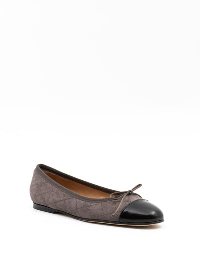 Two-tone ballet flats in grey