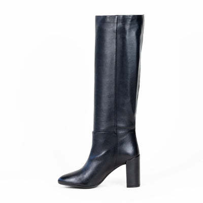 Hedda Boots in Black Leather