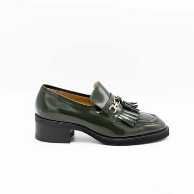 Green loafer pumps with block heel 